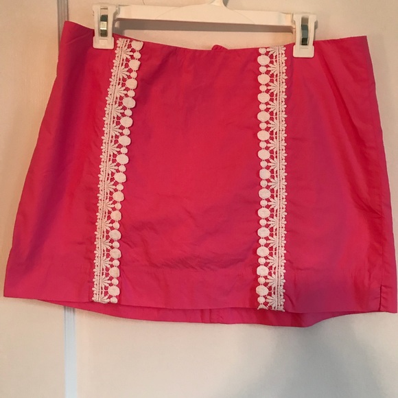 Lilly Pulitzer Pink Skort with White Lace Detail - Picture 1 of 5